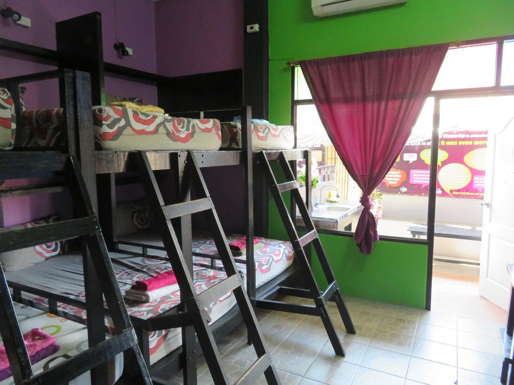 Same Same Guesthouse, Bar & Restaurant (Adults Only) 哈林海滩 外观 照片