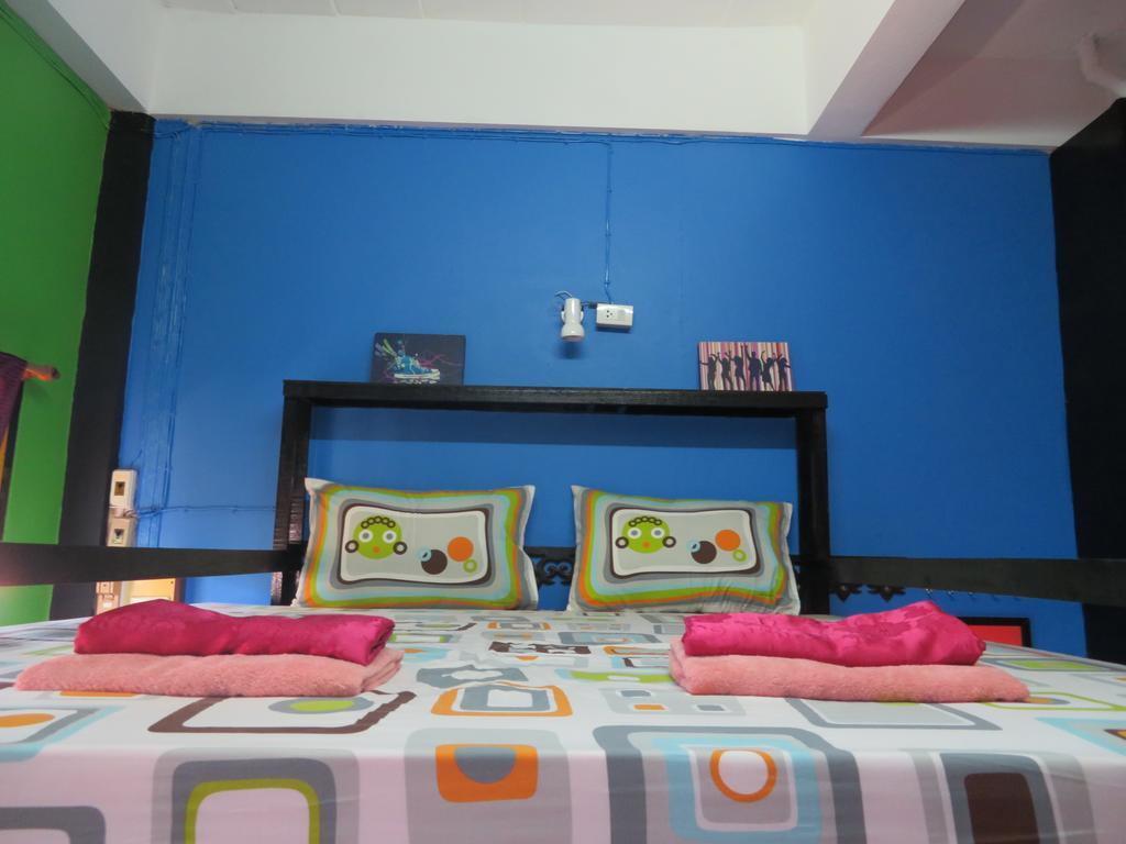 Same Same Guesthouse, Bar & Restaurant (Adults Only) 哈林海滩 外观 照片